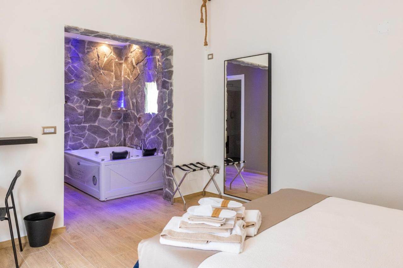 Lovely Rooms - Guest House Suites تريدجانو المظهر الخارجي الصورة