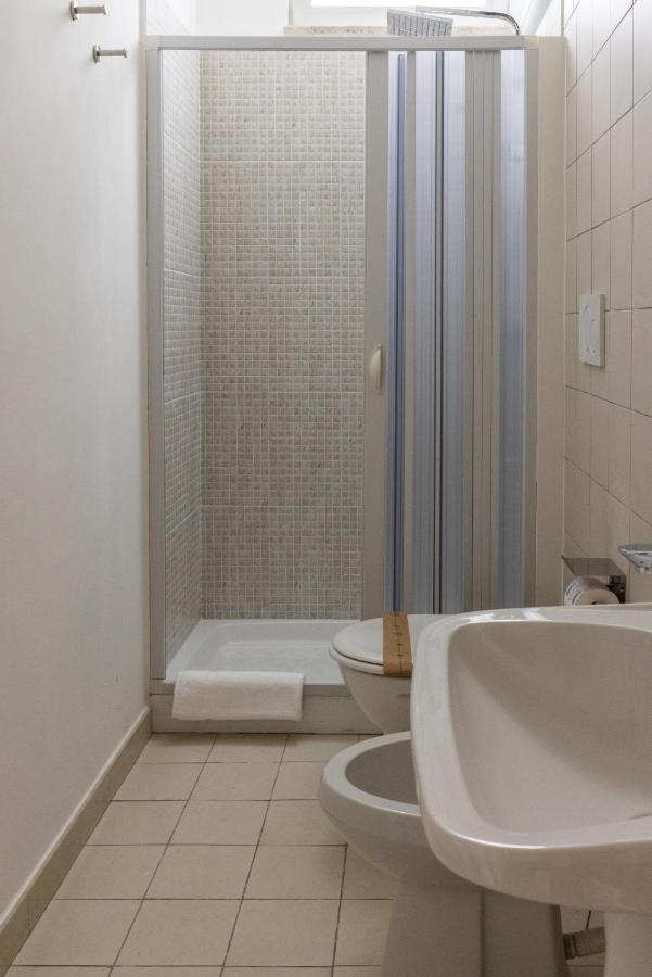 Lovely Rooms - Guest House Suites تريدجانو المظهر الخارجي الصورة